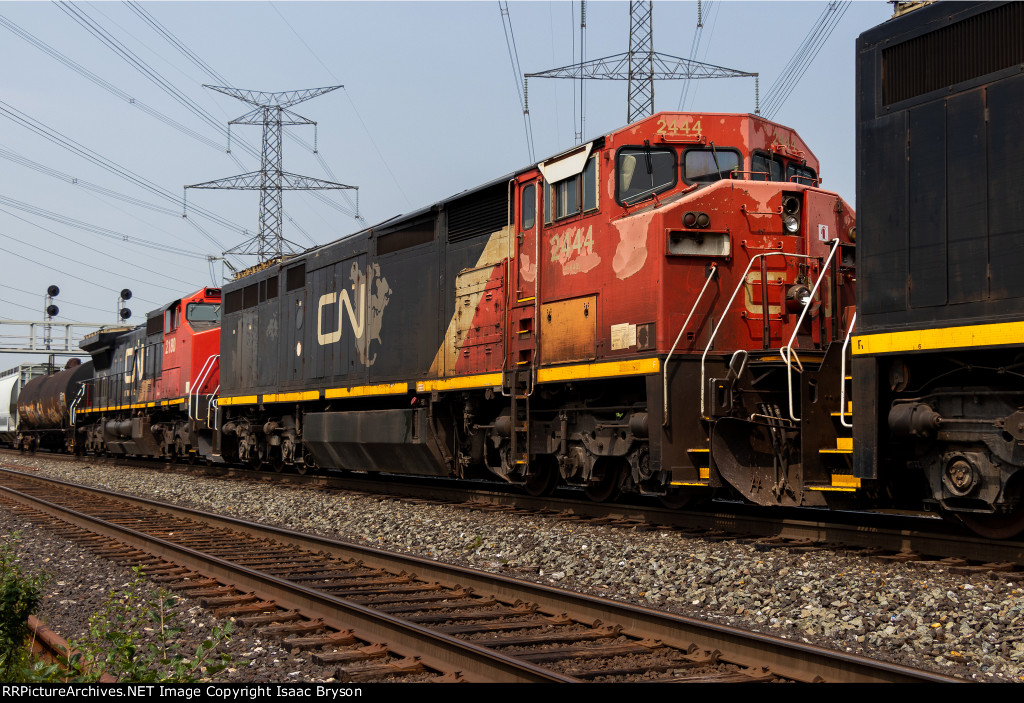 CN 2444